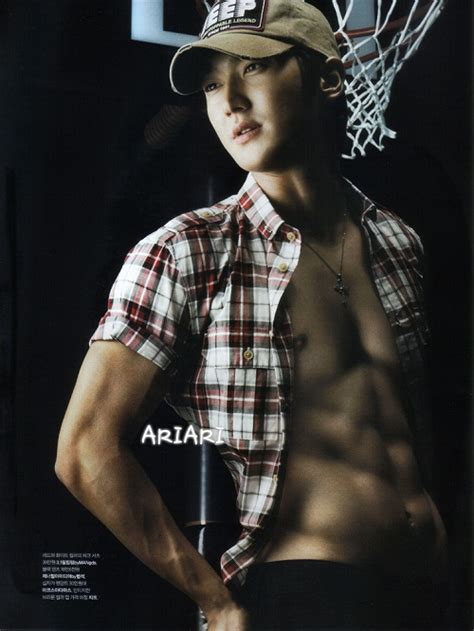 Những hot boy có thân hình chuẩn nhất xứ Hàn