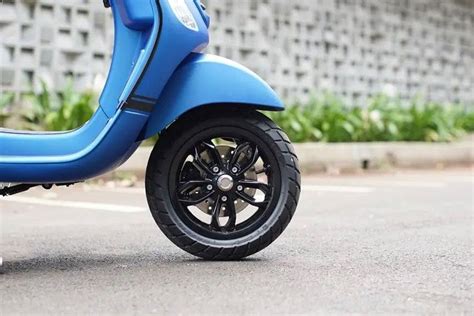 Vespa S I Get Paling Kompak Dan Wajah Baru