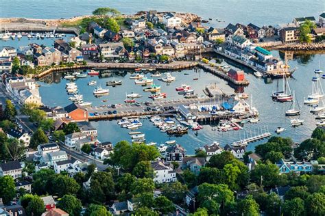 10 Best Small Towns In Massachusetts