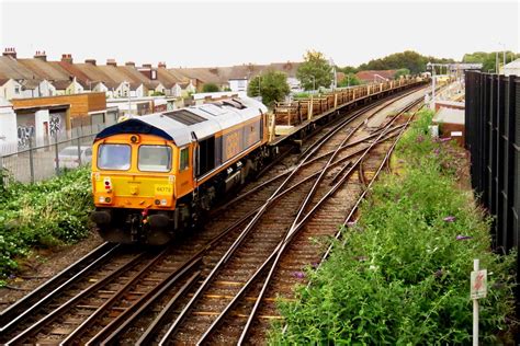 66772 Gillingham GB Railfreight Class 66 No 66772 Mari Flickr