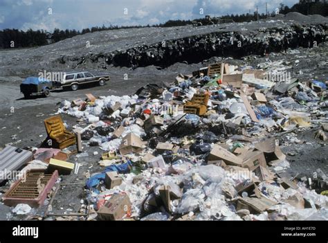 Open Landfill Hi Res Stock Photography And Images Alamy