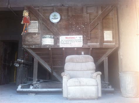 Near Chelsea, Mich., an elevator introduces us to ‘blisters’ « Our