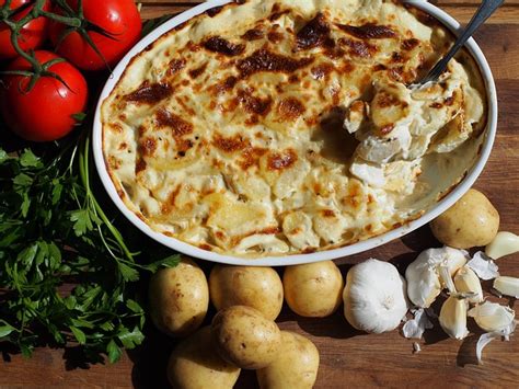 Gratin Dauphinois Recipe - Recipes.net