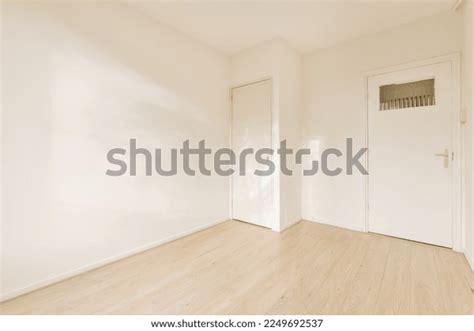 Empty Room White Walls Wood Flooring Stock Photo 2249692537 | Shutterstock