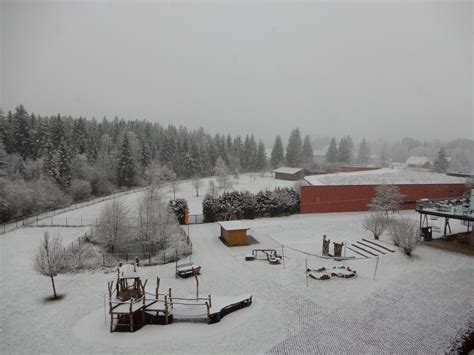 Blick Zum Spielpaltz Aldiana Club Salzkammergut Und Grimming Therme