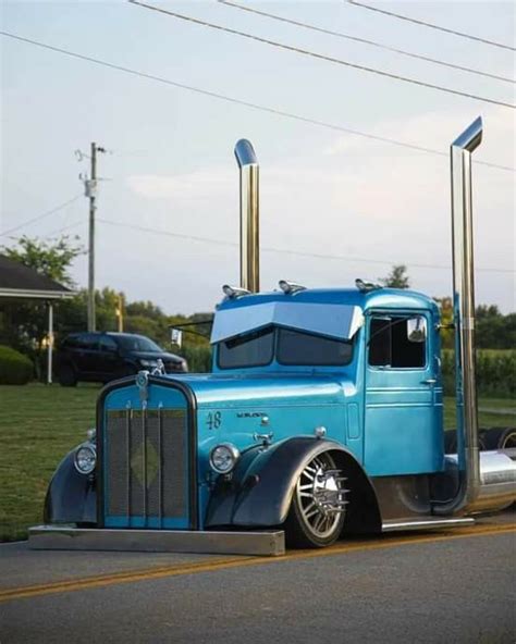 Pin On Beautiful Trucks Big Rig Trucks Kenworth Trucks Big Trucks