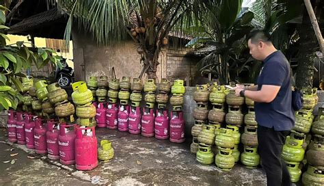 NUSABALI Polda Bali Gerebek Gudang Gas Oplosan