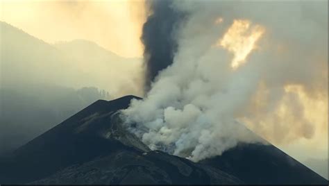 Neuer Vulkanausbruch Auf Der Italienischen Insel Stromboli Mallorca