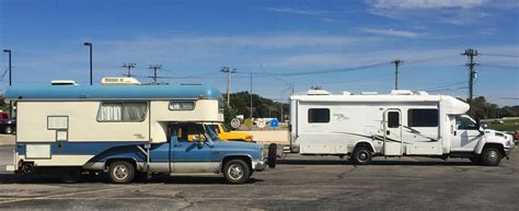 Born Free Campers In Algona Ia The Blue And White One Is Flickr