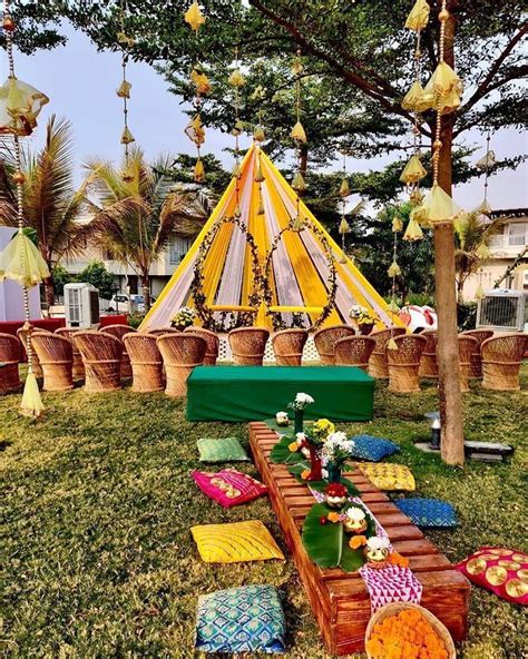 Decorsutra On Instagram Classic And Colorful Outdoor Haldi Set Up