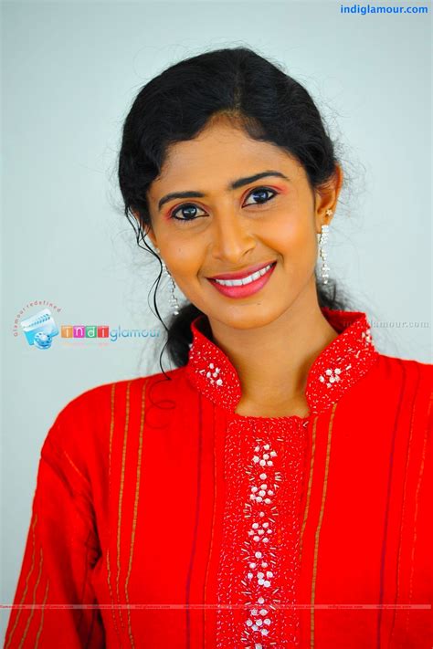 Alisha Actress Hd Photosimagespics And Stills 157694