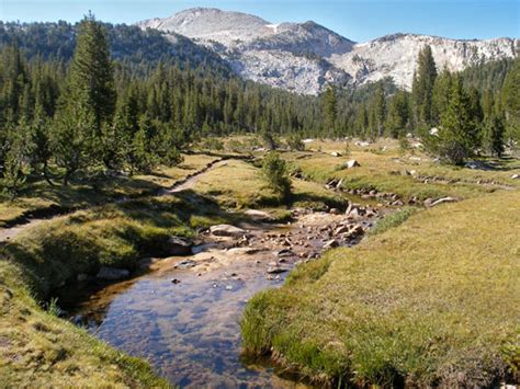 Elizabeth Lake Trail Yosemite National Park California