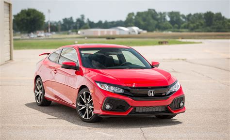 2017 Honda Civic Si Exterior Review Car And Driver