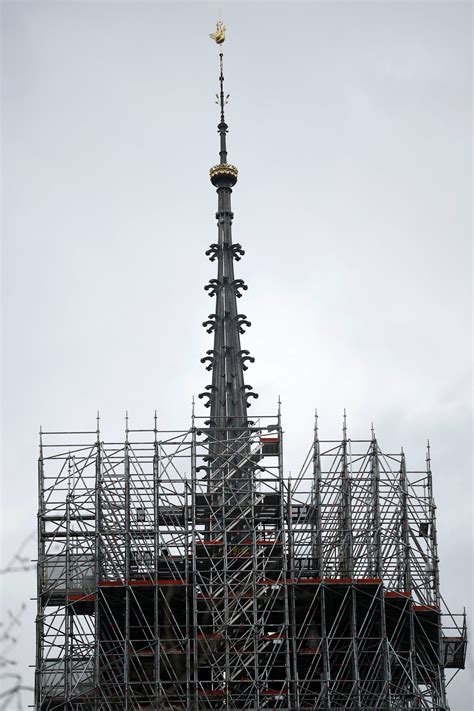 Fotos De La Aguja De La Catedral De Notre Dame En Par S Im Genes