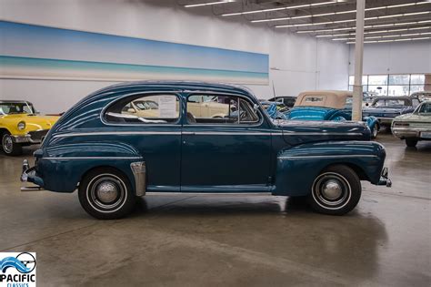 1946 Ford Deluxe Tudor Pacific Classics