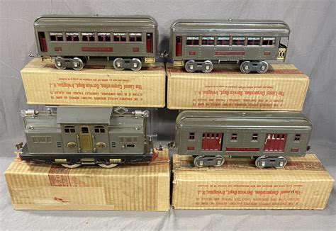 At Auction 4pc Boxed Lionel 318 Set 342