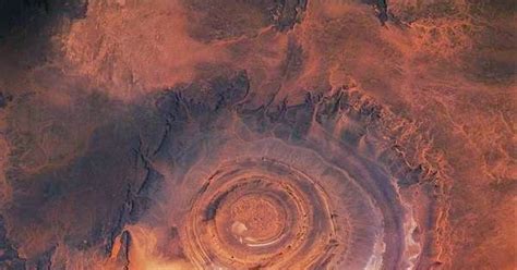 Un Mágico Mundo De Color 25 misteriosos lugares en la tierra que