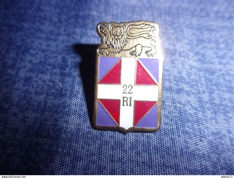 Militaria Pin s 22 Régiment d Infanterie RI Lyon