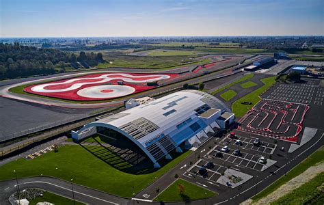 Porsche Experience Center