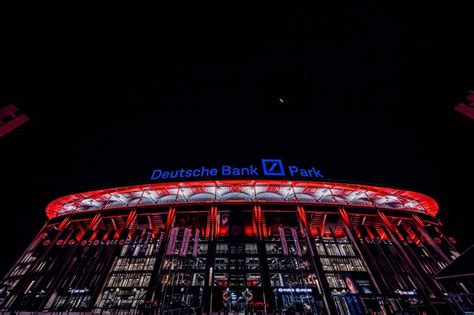 Rund um das Heimspiel gegen Mönchengladbach Deutsche Bank Park