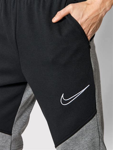 Nike Spodnie Dresowe Therma Fit Dd Szary Standard Fit Modivo Pl