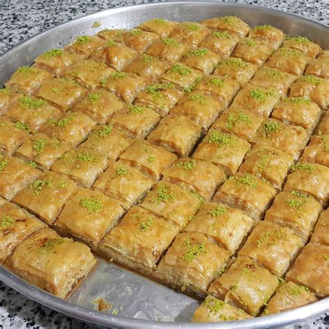 Dilim Baklava Lezzetli Sunumlar Sitesi