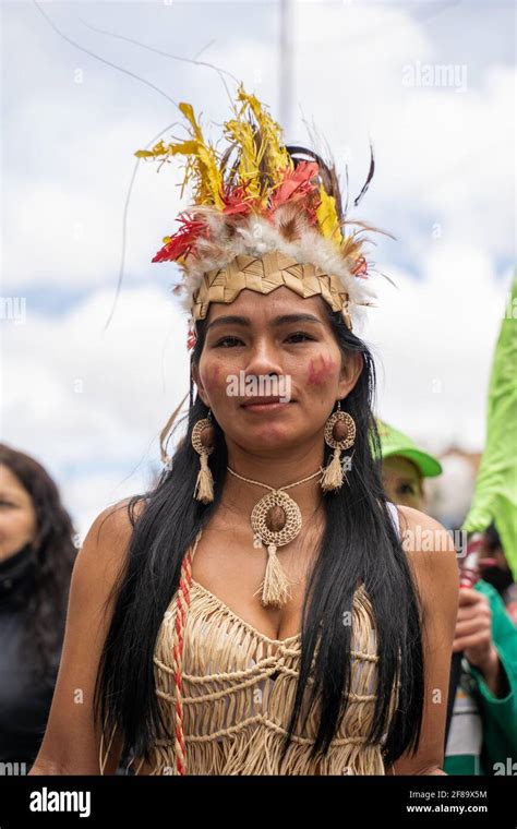 People with Colombians indigenous in demonstration to demand the government more peace and less ...