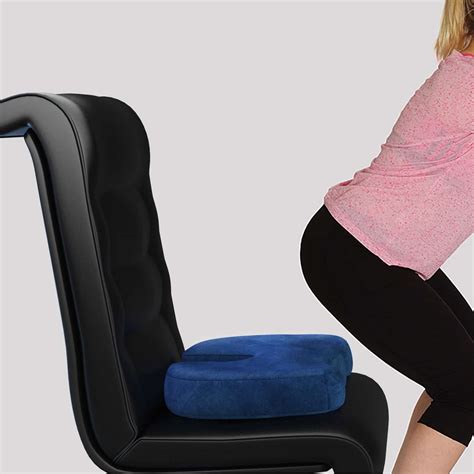7 Best Coccyx Cushions Reviewed in Detail (Winter 2026)
