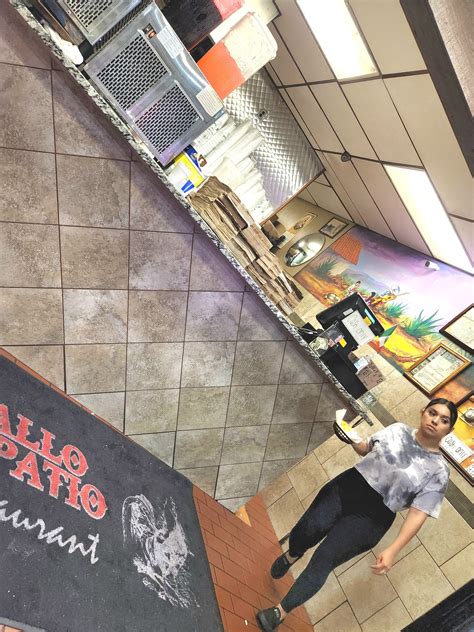 Cute Latina Waitress Spandex Leggings Yoga Pants Forum