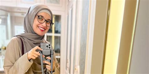 Butuh Uang Shireen Sungkar Pernah Kerja Cuci Piring Di Rumah Maia Estianty