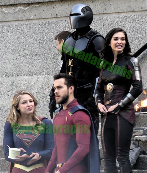 Supergirl on set behind the scene blogs - CANADAGRAPHS