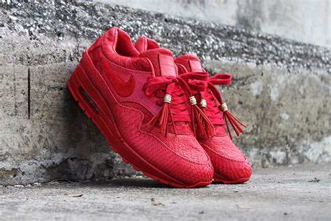 Nike GTD AM1 Red October - The Awesomer