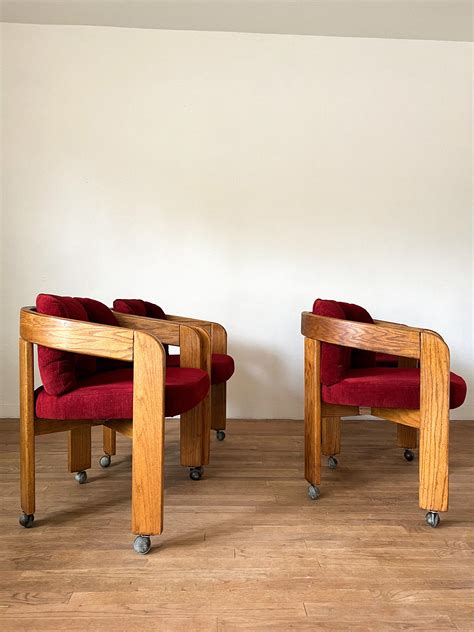 Mid Century Oak Barrel Chairs On Casters At Stdibs Barrel Dining