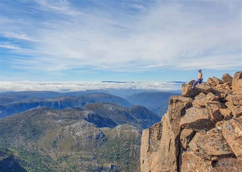 Cradle Mountain Summit Walk: Ultimate Guide [2024]