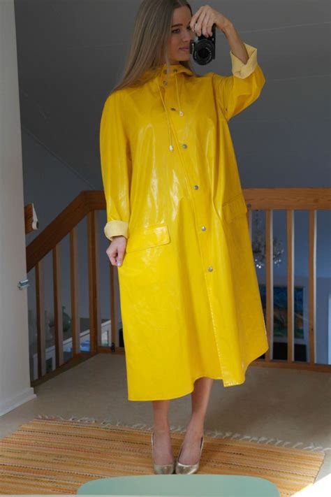 Yellow Pvc Raincoat Regenkleidung Regenmantel Damen Regenmäntel