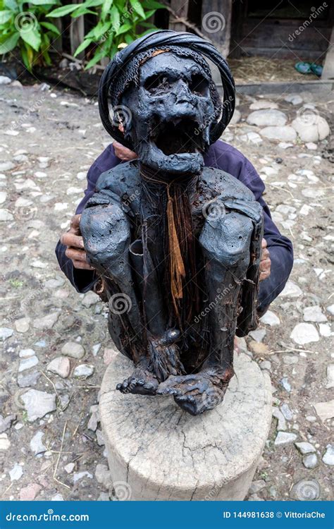 Wamena Indonesia 9 De Enero De 2010 Viejo Hombre De La Momia De La