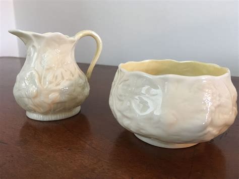 Lovely Gracious Good As New Belleek Jug And Sugar Bowl Pearlised