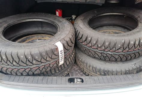 Замена задних покрышек. — Hyundai Verna, 1,4 л, 2008 года | шины | DRIVE2