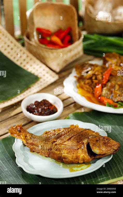 Pindang Ikan Nila Hi Res Stock Photography And Images Alamy