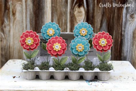 Egg Carton Flower Crafts - Kids Art & Craft