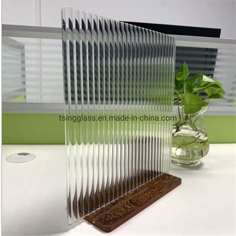 5mm 6mm 8mm 10mm Low Iron Pattern Laminated Flute Glass Ribbed Glass