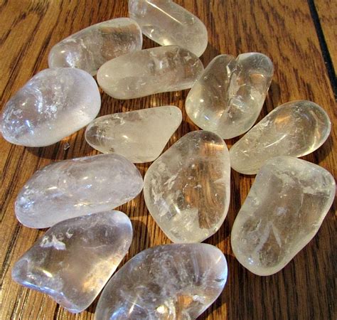 Quartz Clear Tumbled And Polished Tpcq