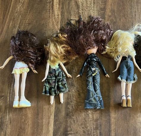 Bratz Lot Of 4 Girls Girlz Dolls 2001 Mga Doll Unusual Hair Braid Birthmark Ebay