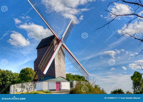 Antieke Windmolen in Brugge/Brugge, België Stock Afbeelding - Image of ...