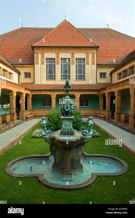 Deutschland Hessen Bad Nauheim Badehaus Im Sprudelhof