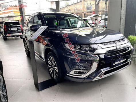 Bán xe ô tô Mitsubishi Outlander Premium 2 0 CVT 2023 giá 950 Triệu