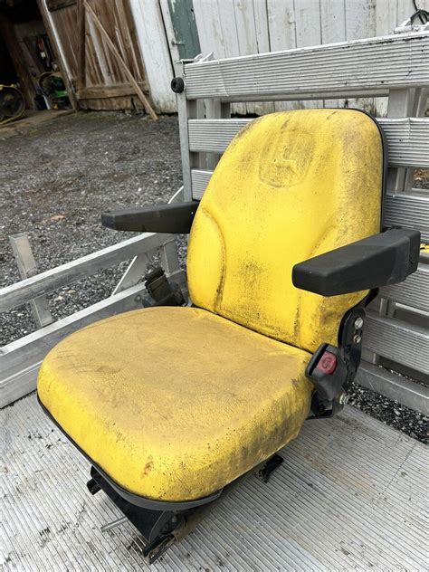 John Deere 1023e 1025r 1026r Compact Utility Tractor Seat Warmrestsbase Mount Ebay