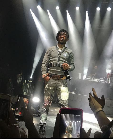 Travis Scott Batman Suit / Travis Scott Deactivates Instagram After ...