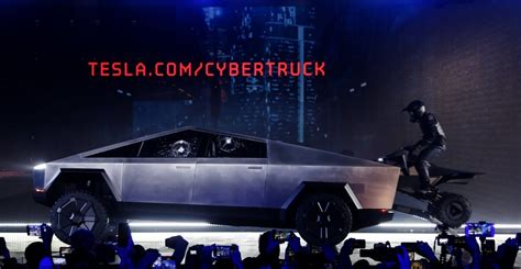 Tesla Cyberquad Atv Ships As An Add On For Cybertruck Tesla Electric Pickup Truck Pickup Trucks