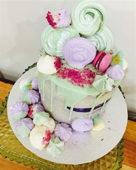 Naked Drip Cake Drip Cakes Mini Desserts Cake